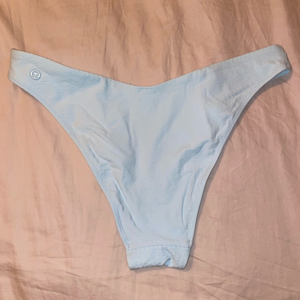 Lululemon Seersucker Skimpy Mid Rise Swim Bottoms— Sheer Blue L